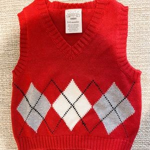 Like new Gymboree sweater vest 3/6